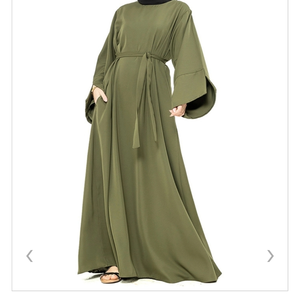 Olive Wide Sleeve Zadina Abaya